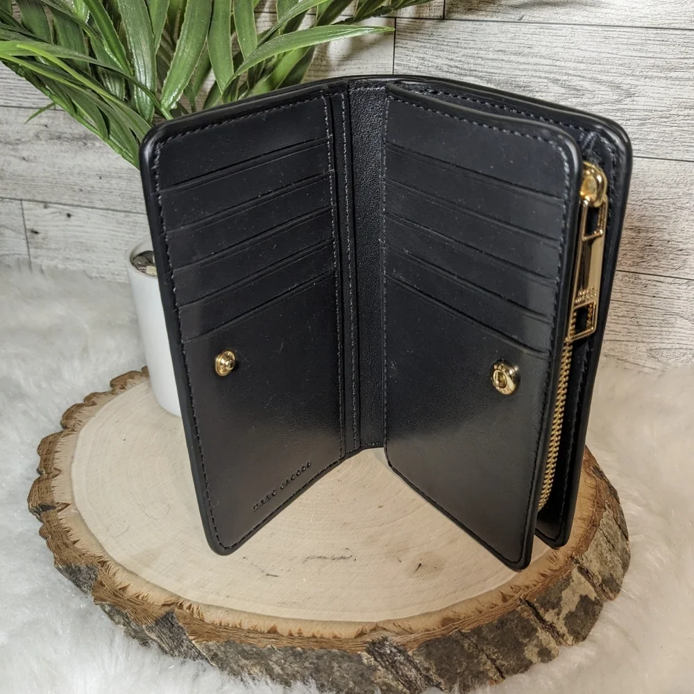 Marc Jacobs Wallet - Picture 6 of 10